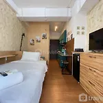 Bohemian Beauty Studio Room At Grand Asia Afrika Apartment By Travelio